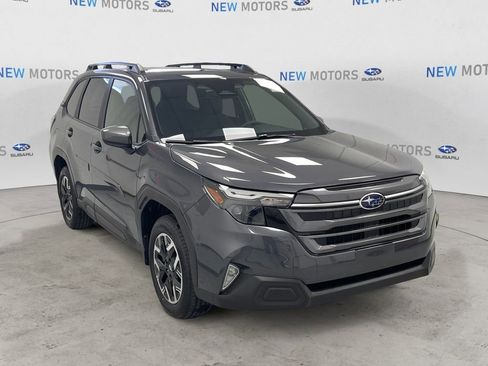 New 2025 Subaru Forester Premium image 6