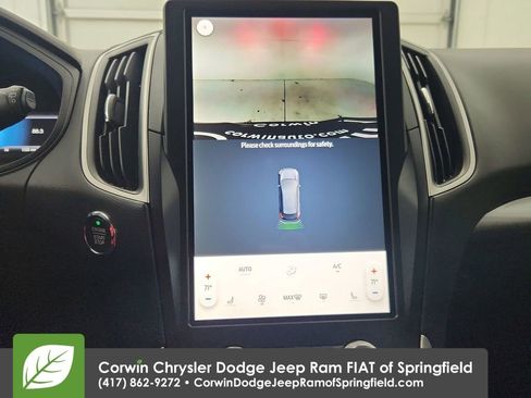 Used 2023 Ford Edge SEL image 24