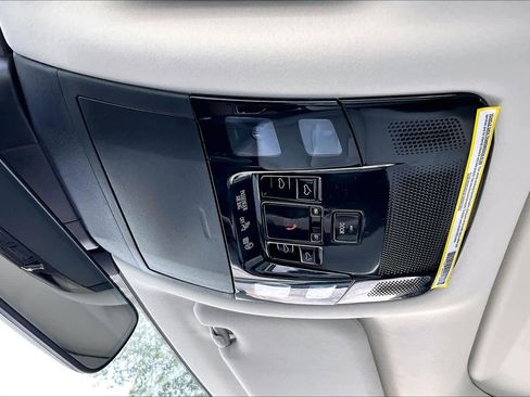 Used 2023 Lexus RX 350 Premium w/ Accessory Package FWD image 33