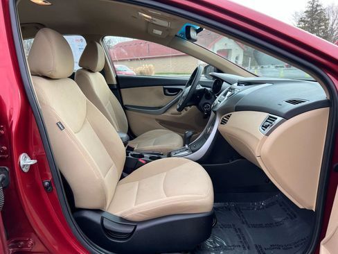 Used 2013 Hyundai Elantra GLS w/ Preferred Pkg image 18