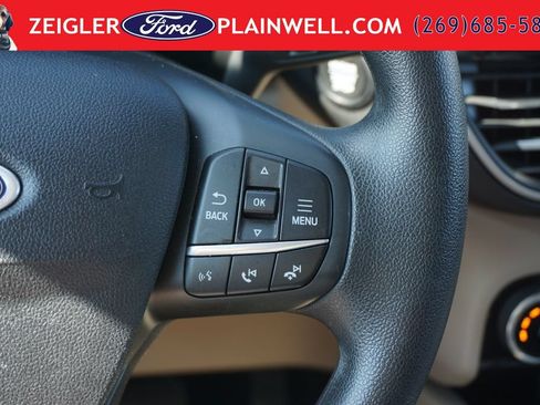 Used 2021 Ford Escape SE FWD image 22