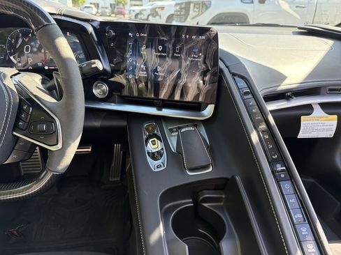 Used 2025 Chevrolet Corvette E-Ray w/ ZER Performance Package image 30