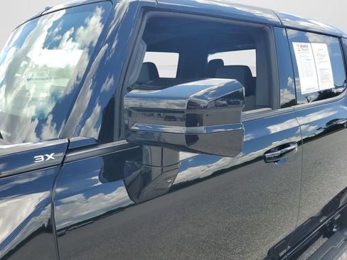Used 2025 GMC Hummer EV 3X w/ Extreme Off-Road Package AWD/4WD image 28