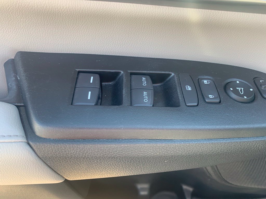 Used 2021 Honda CR-V Touring image 12