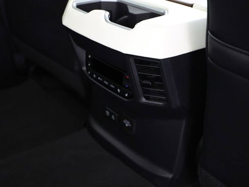 Used 2023 Toyota Sequoia Capstone image 12