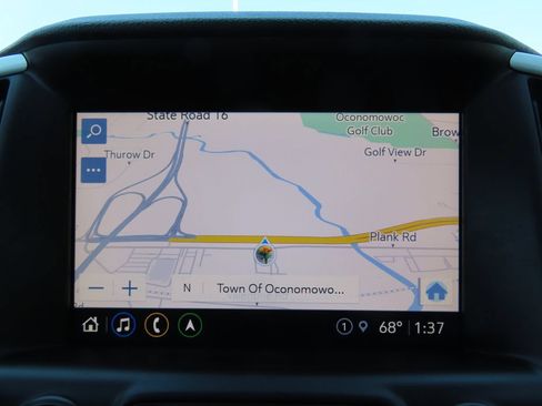Used 2024 GMC Terrain SLT w/ Infotainment Package II AWD/4WD image 7