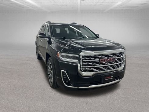 Used 2020 GMC Acadia Denali w/ Denali Ultimate Package image 3