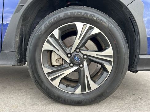 Used 2024 Subaru Crosstrek 2.0i Premium image 30