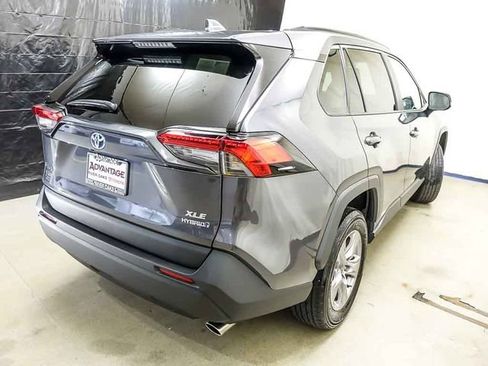 Certified 2022 Toyota RAV4 XLE w/ Convenience Package AWD/4WD image 7