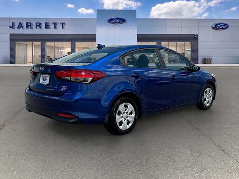 Used 2018 Kia Forte LX w/ LX Popular Package FWD image 7