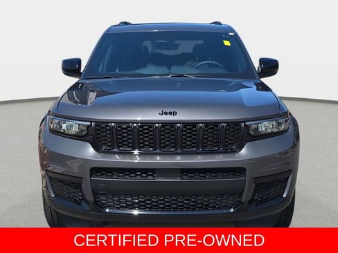 Used 2025 Jeep Grand Cherokee L Altitude AWD/4WD image 2