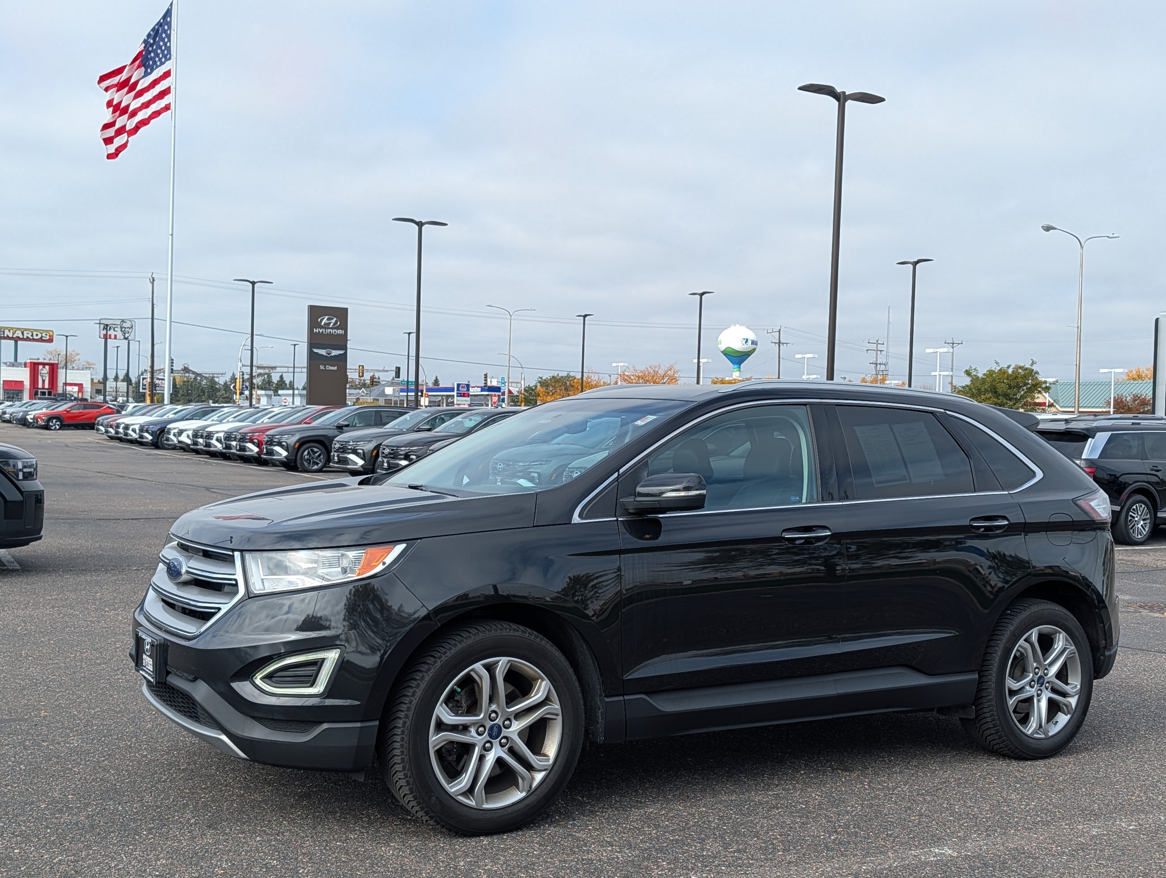 Used 2015 Ford Edge Titanium w/ Technology Package AWD/4WD image 1
