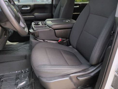 Used 2021 Chevrolet Silverado 2500 Custom w/ Custom Value Package AWD/4WD image 16