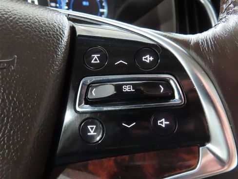 Used 2015 Cadillac Escalade ESV Luxury RWD image 24