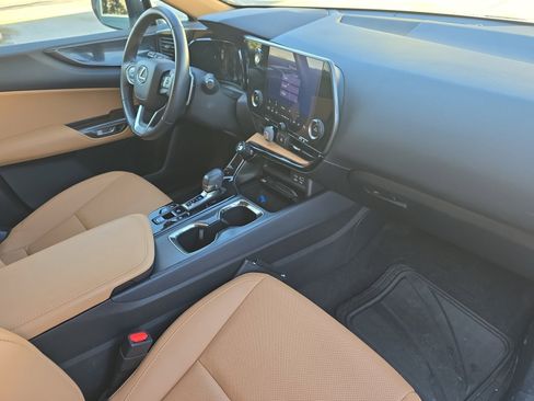 Used 2022 Lexus NX 350 AWD image 17