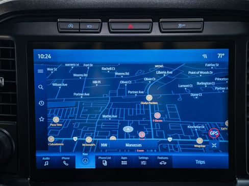 Certified 2021 Ford F150 Lariat w/ Equipment Group 502A High image 28