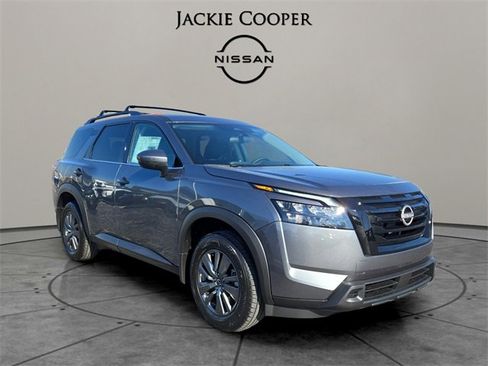 New 2025 Nissan Pathfinder SV w/ Black Appearance Package image 7