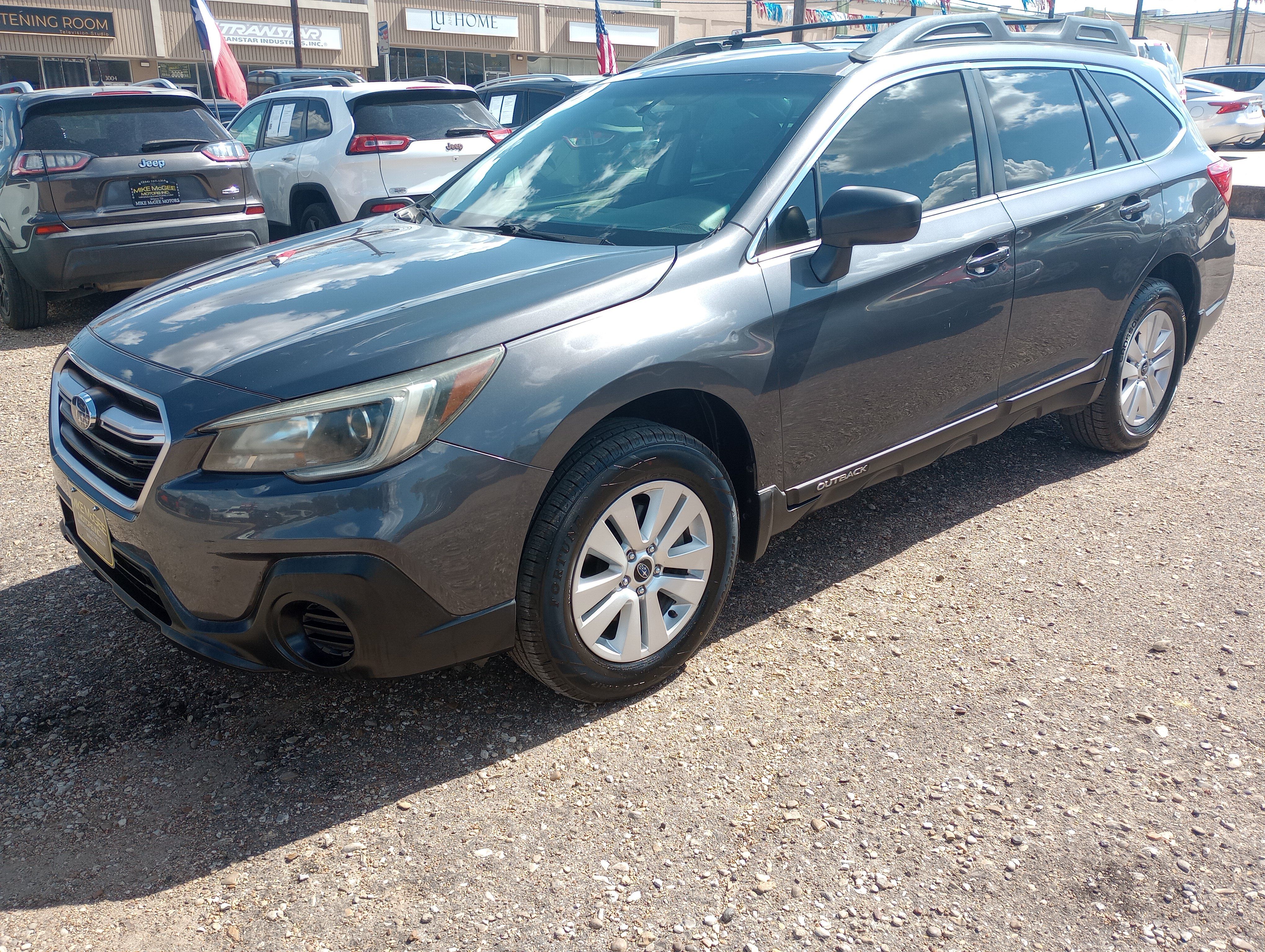 Used 2018 Subaru Outback 2.5i AWD/4WD image 3
