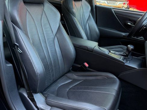 Used 2020 Lexus ES 350 F Sport w/ Accessory Package FWD image 30