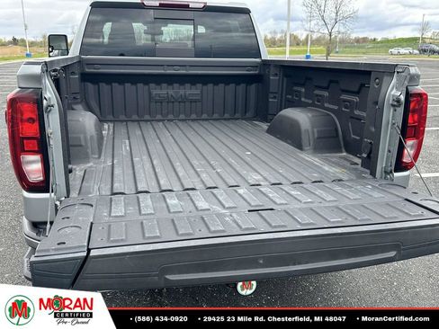Used 2024 GMC Sierra 1500 Elevation w/ Preferred Package AWD/4WD image 12