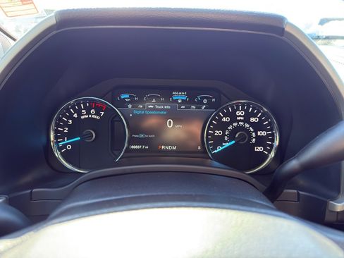 Used 2019 Ford F150 Lariat w/ Trailer Tow Package image 20