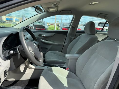 Used 2011 Toyota Corolla LE image 18