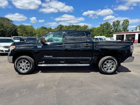 Used 2015 Toyota Tundra SR5 AWD/4WD image 2