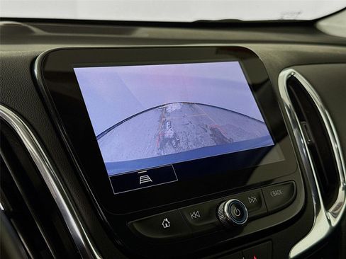 Used 2022 Chevrolet Equinox Premier image 13