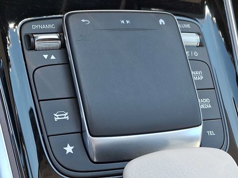 Certified 2023 Mercedes-Benz GLB 250 4MATIC image 20