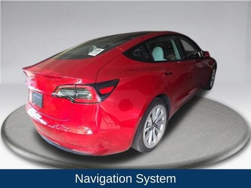 Used 2023 Tesla Model 3 Standard Range RWD image 5