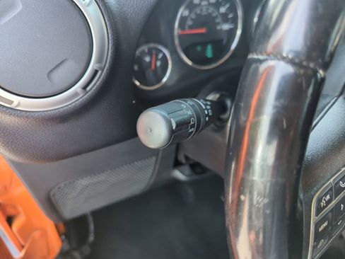 Used 2013 Jeep Wrangler Unlimited Sahara w/ Dual Top Group image 20