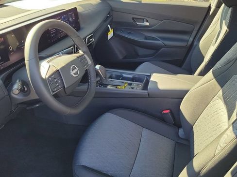New 2026 Nissan Sentra SV w/ SV Convenience Package FWD image 7