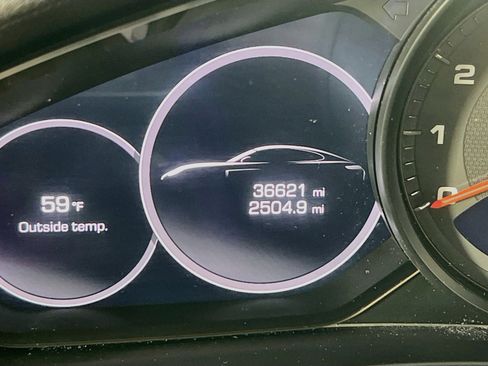 Used 2018 Porsche Panamera 4 AWD/4WD image 12