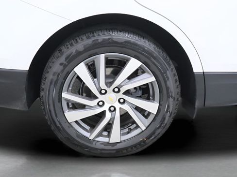 Used 2022 Chevrolet Equinox Premier image 34