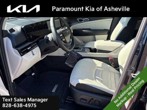 New 2026 Kia Sportage SX image 18