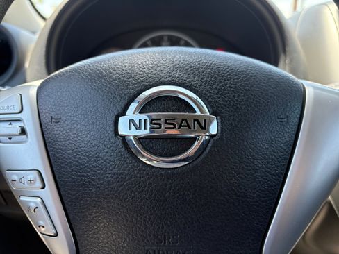Used 2015 Nissan Versa S FWD image 25