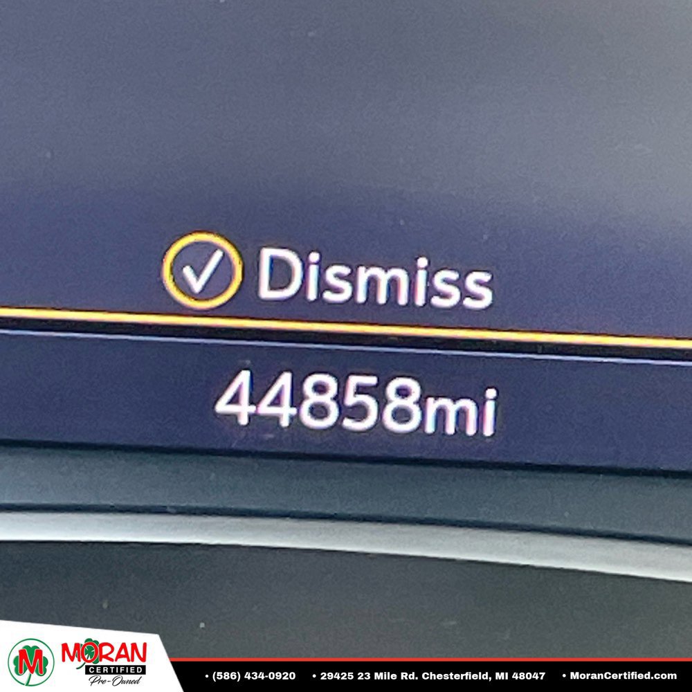 Used 2019 GMC Terrain SLT w/ Preferred Package AWD/4WD image 29