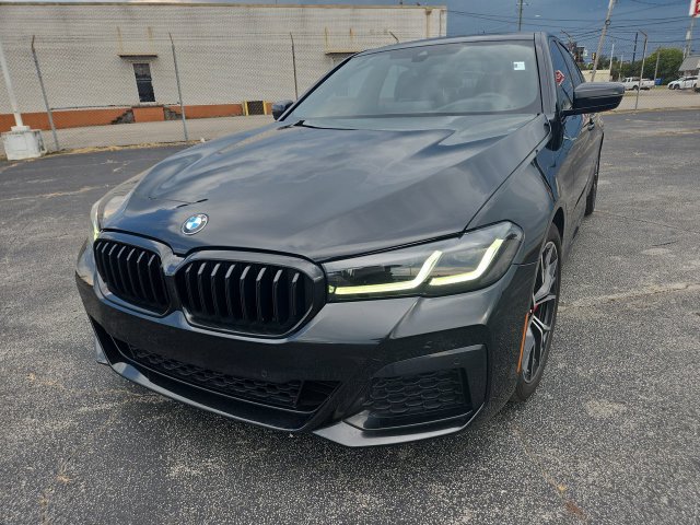 Used 2023 BMW 530i w/ M Sport Package RWD image 1