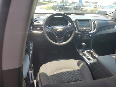 Used 2018 Chevrolet Equinox LT FWD image 11