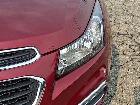 Used 2015 Chevrolet Cruze LT FWD image 15