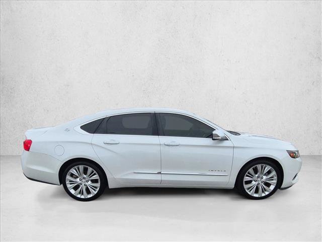 Used 2017 Chevrolet Impala Premier w/ Enhanced Convenience Package FWD image 4