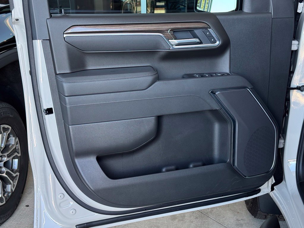New 2026 Chevrolet Silverado 1500 RST w/ RST Select Package RWD image 23