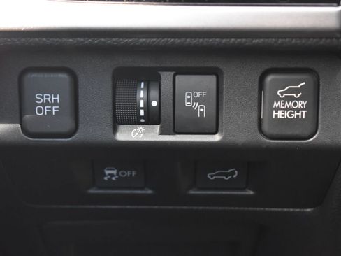 Used 2018 Subaru Forester 2.5i Touring w/ Popular Package #2 AWD/4WD image 15