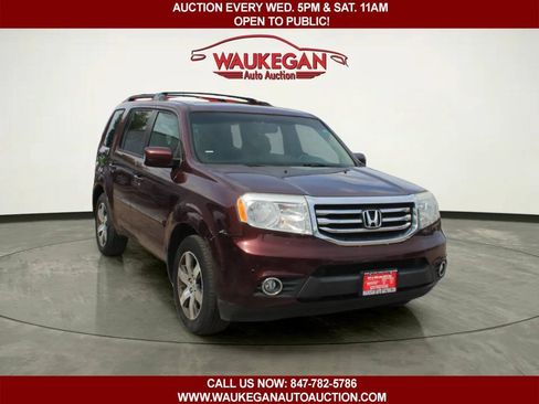 Used 2012 Honda Pilot Touring image 3
