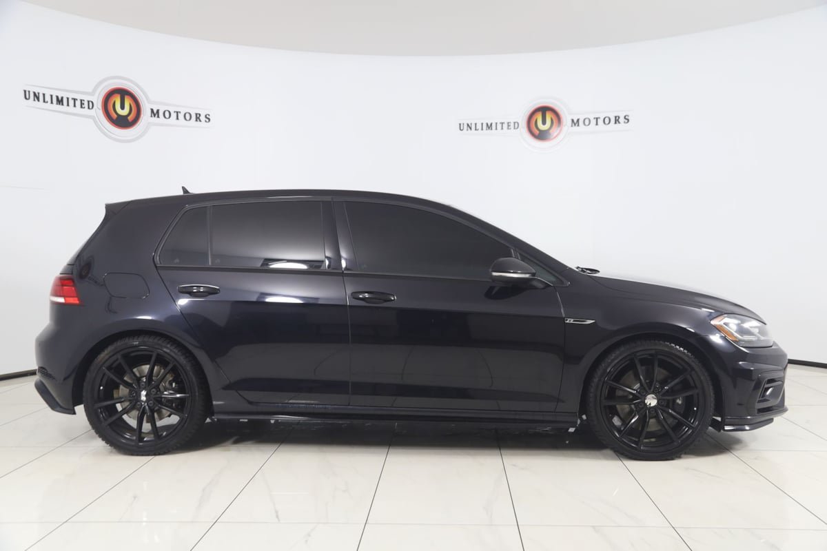 Used 2019 Volkswagen Golf 4-Door AWD/4WD image 2