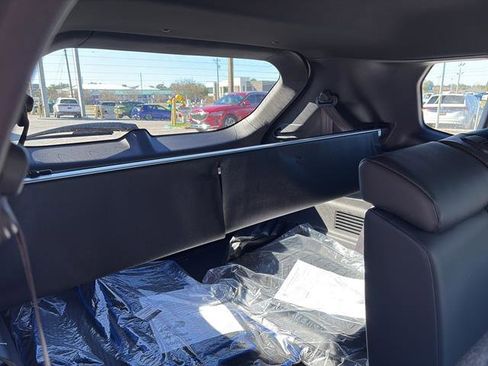 New 2025 Mitsubishi Outlander SEL image 12