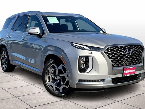Used 2022 Hyundai Palisade Calligraphy w/ Cargo Package image 2