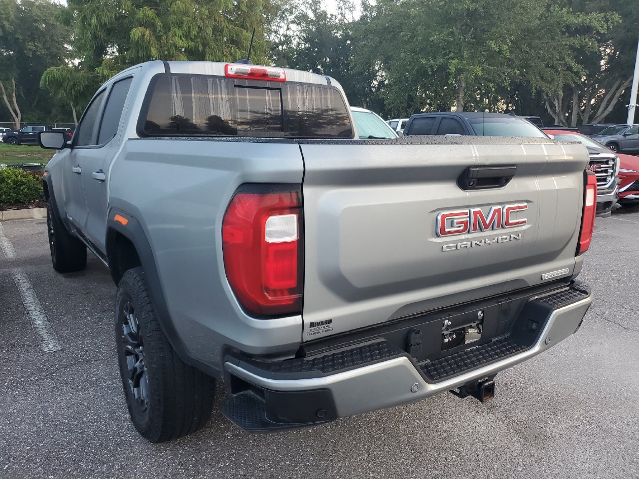 Used 2025 GMC Canyon Elevation w/ Convenience Package RWD image 3