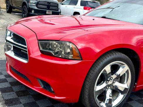 Used 2011 Dodge Charger Rallye image 12