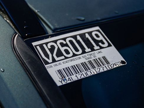 New 2026 Volvo XC40 B5 Plus w/ Protection Package Premier image 29